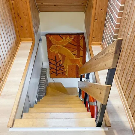 3 Bedroom Gorgeous In Holiday home *