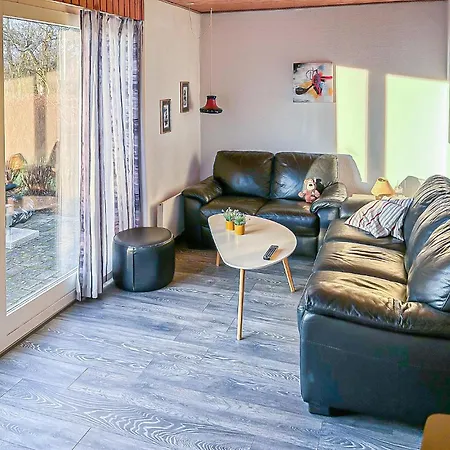 3 Bedroom Gorgeous In 別荘 Hesselager