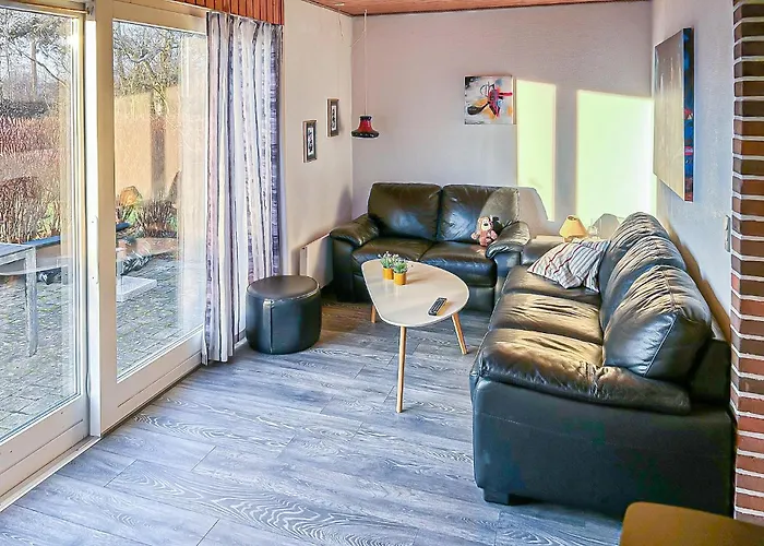 3 Bedroom Gorgeous In 別荘 Hesselager